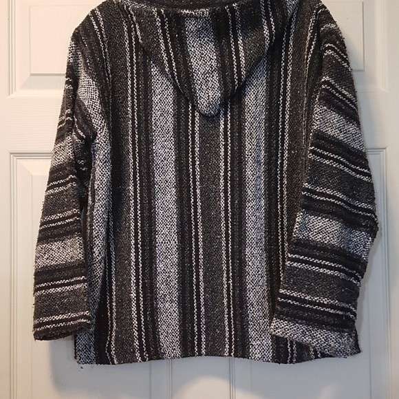 Franks Textiles/Baja Poncho/jacket - Picture 6 of 9